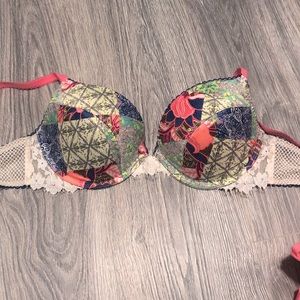 Victoria’s secret push up bra